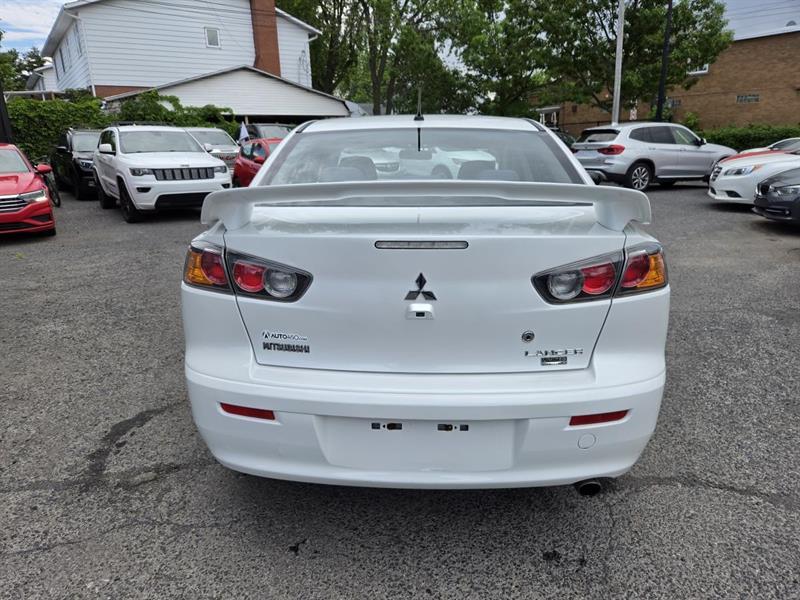 mitsubishi Lancer 2017 - 6