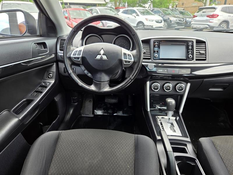 mitsubishi Lancer 2017 - 14
