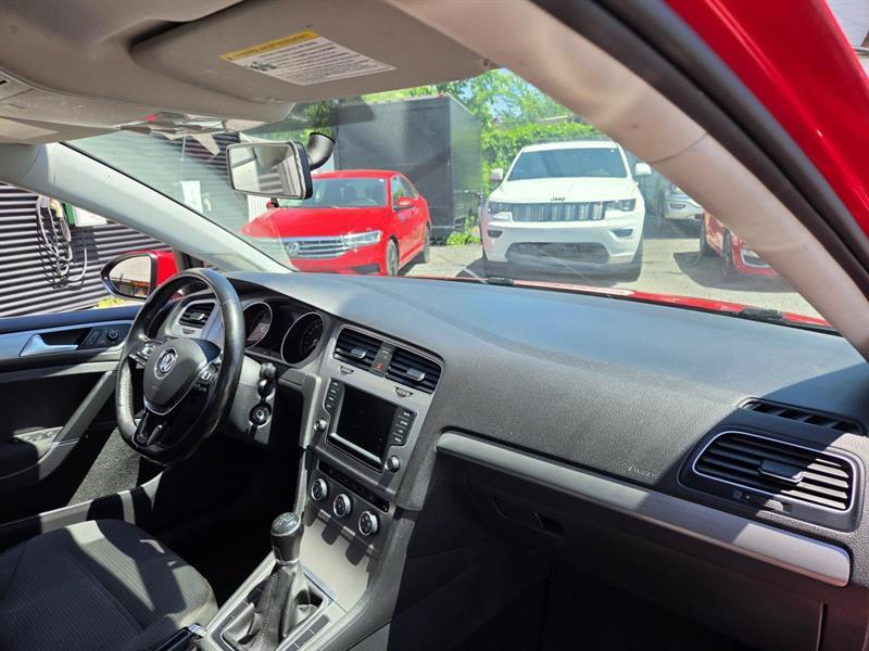 2017 Volkswagen Golf - Image 10