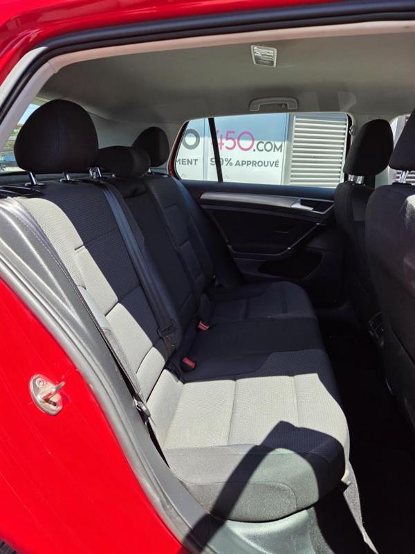 2017 Volkswagen Golf - Image 12