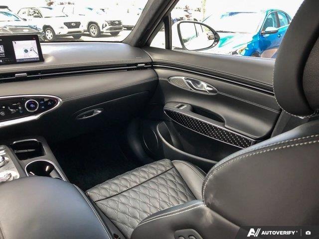 genesis GV70 2022 - 24