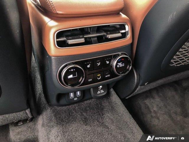 genesis GV70 2024 - 25