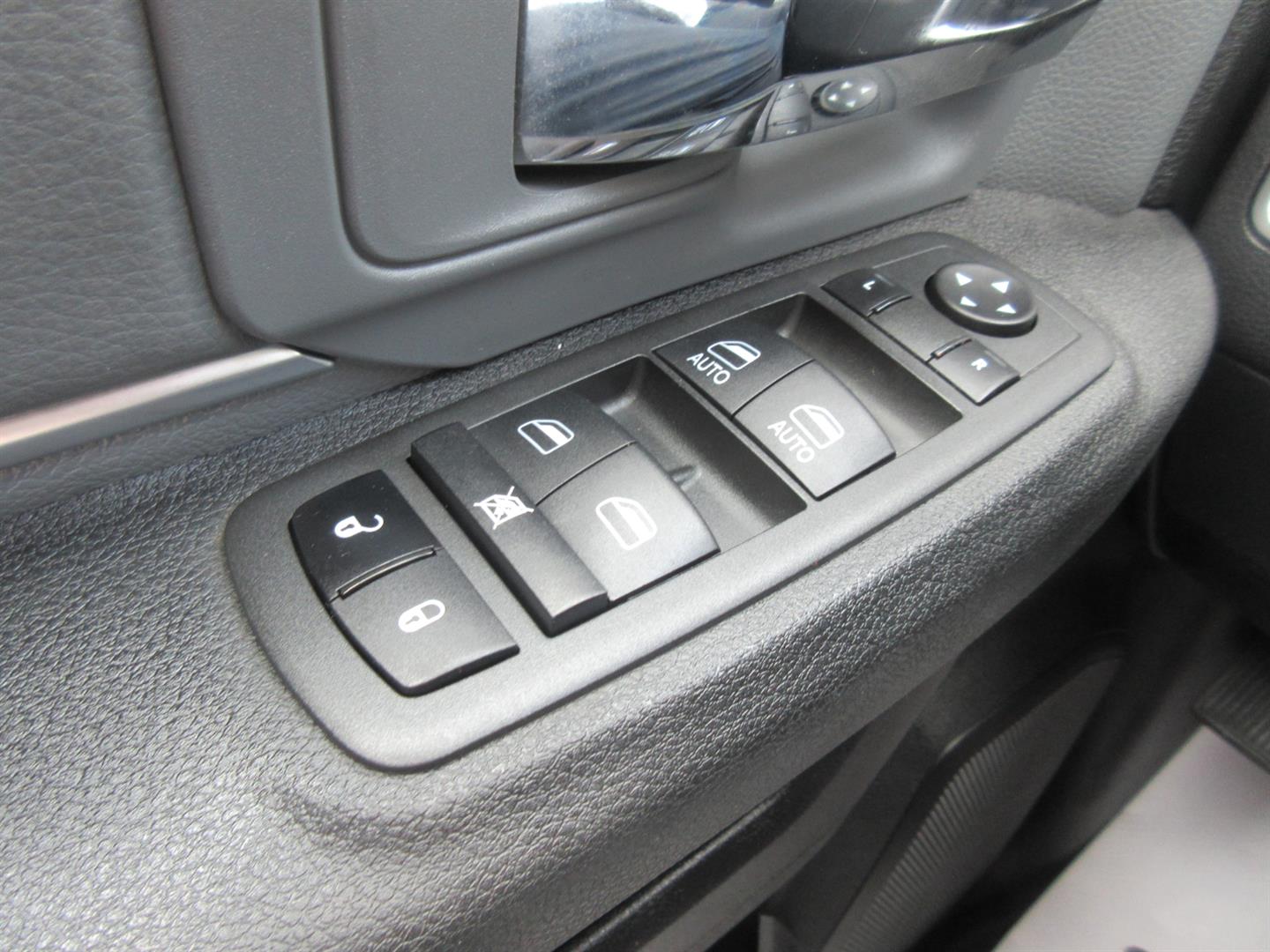 ram 1500 Classic 2022 - 26