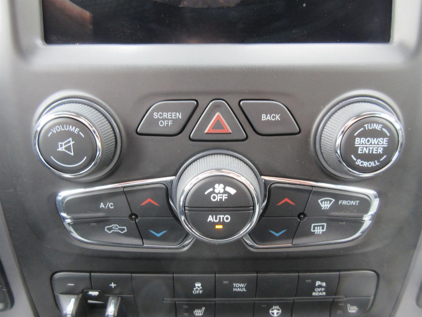 ram 1500 Classic 2022 - 15
