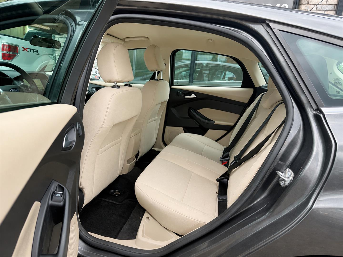 ford Focus 2018 - 20