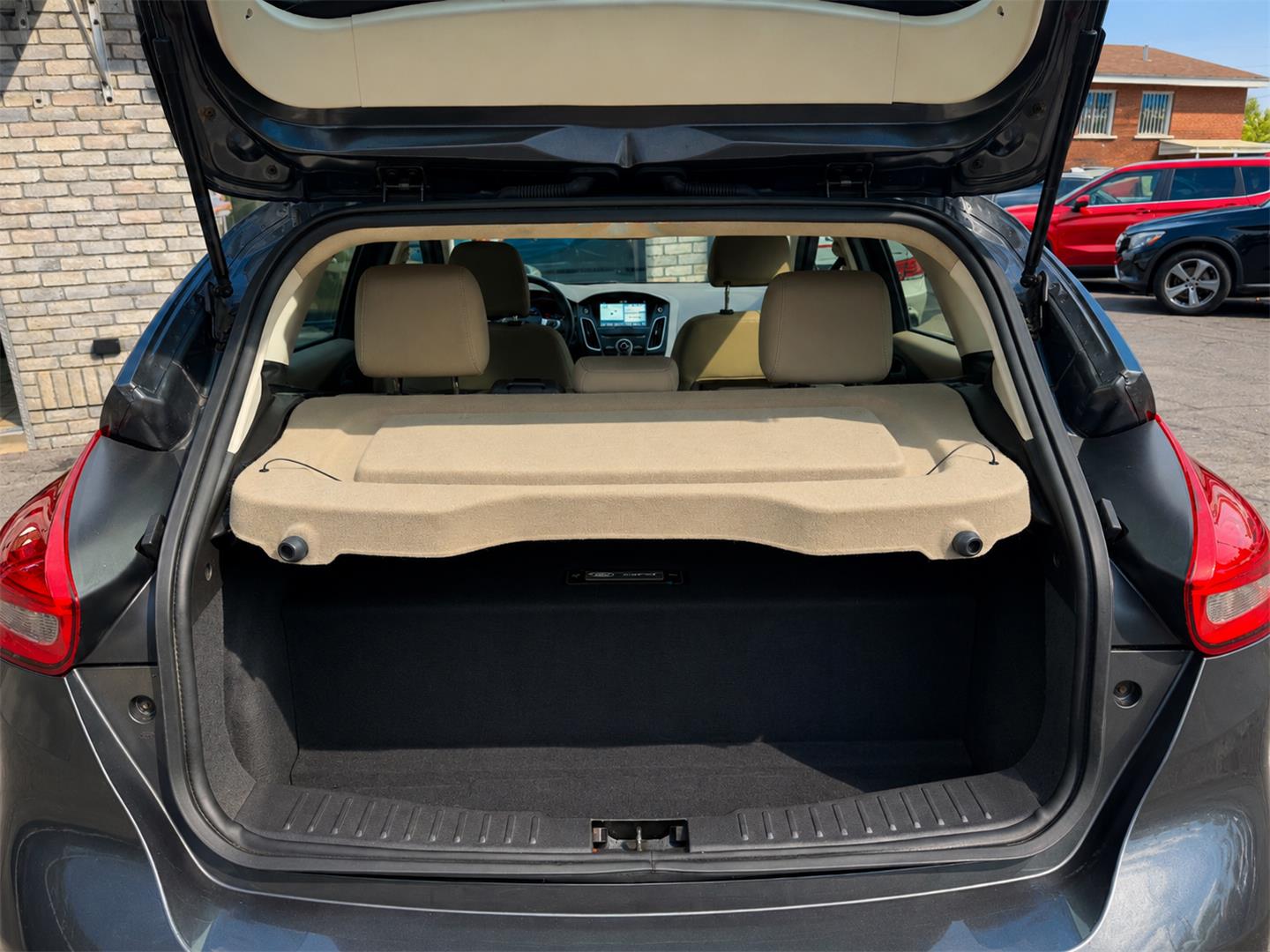 ford Focus 2018 - 21