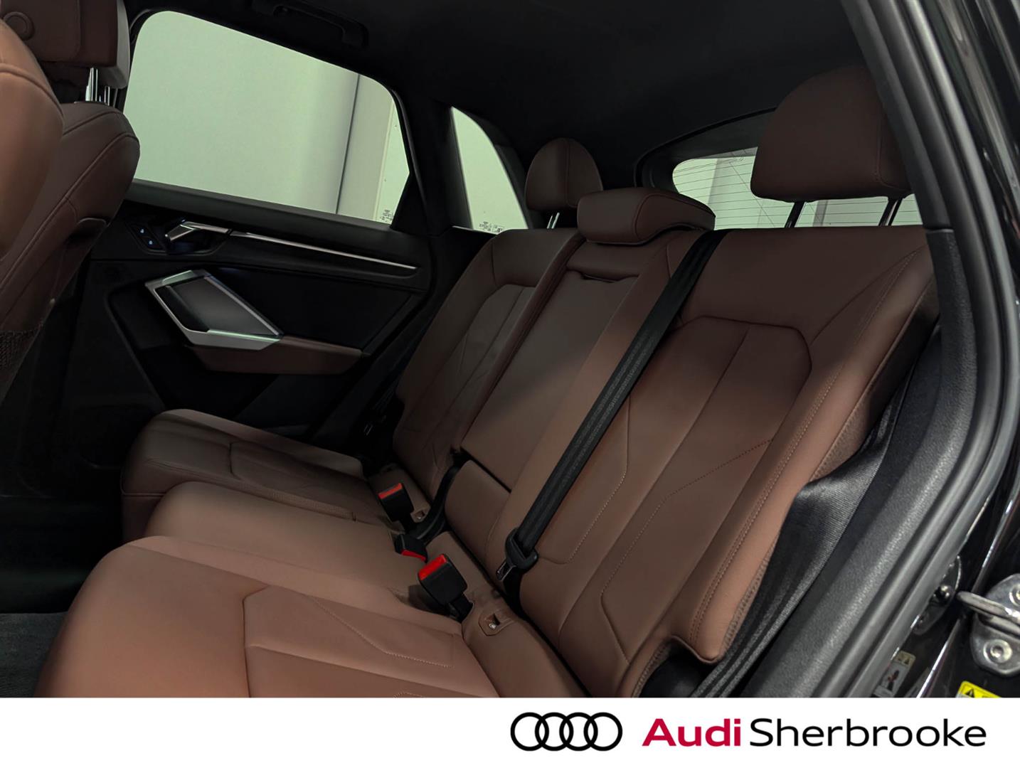 audi Q3 2020 - 12