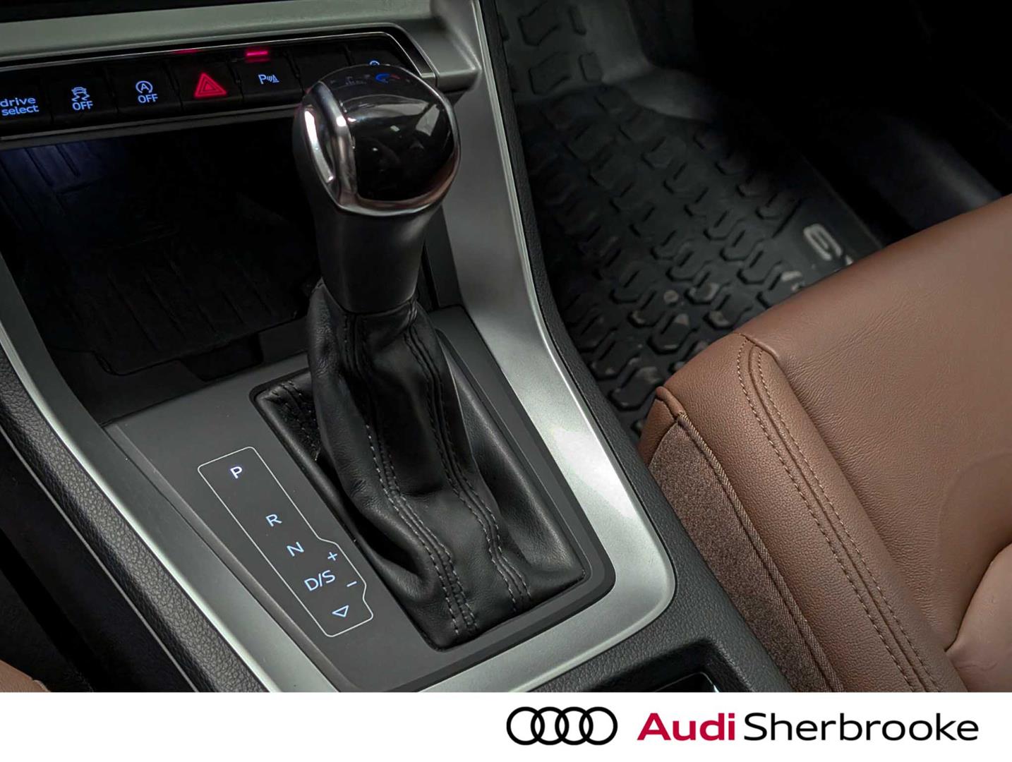 audi Q3 2020 - 19