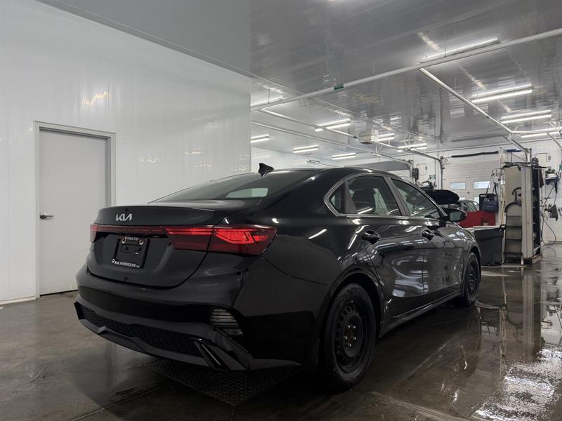 kia Forte 2022 - 7