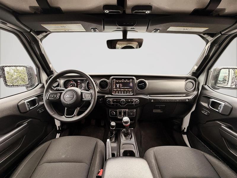 jeep Wrangler 2023 - 14