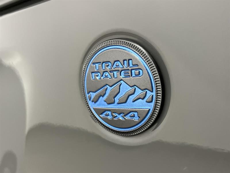 jeep Wrangler 2022 - 25