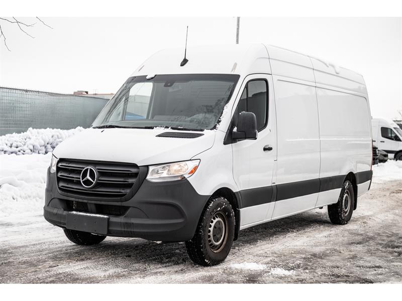 mercedes-benz Sprinter 2024