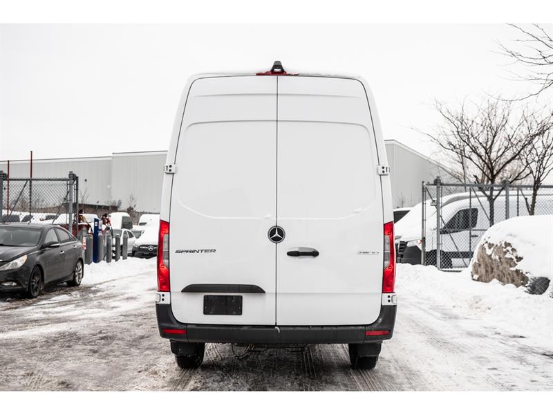 mercedes-benz Sprinter 2024 - 7