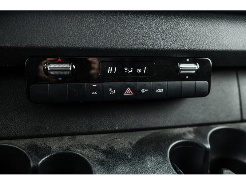 mercedes-benz Sprinter 2024 - 22