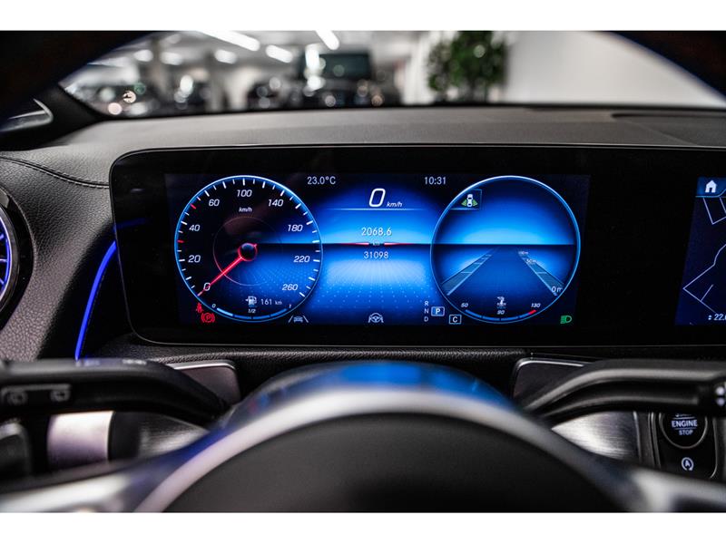 mercedes-benz GLB250 2023 - 16