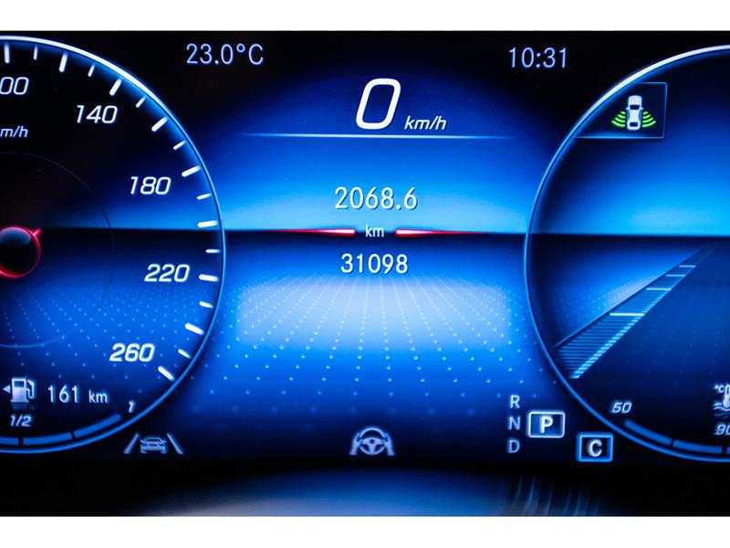 mercedes-benz GLB250 2023 - 17