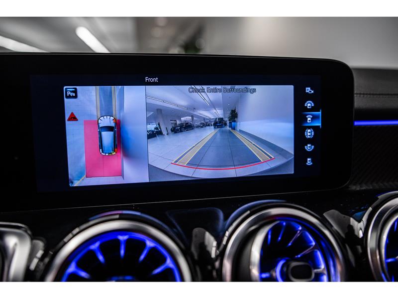 mercedes-benz GLB250 2023 - 21