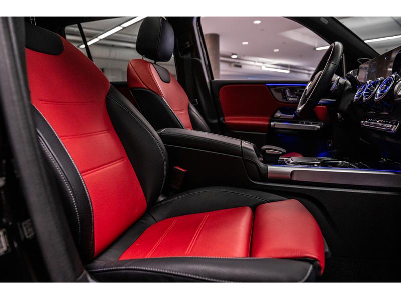 mercedes-benz GLB250 2023 - 31