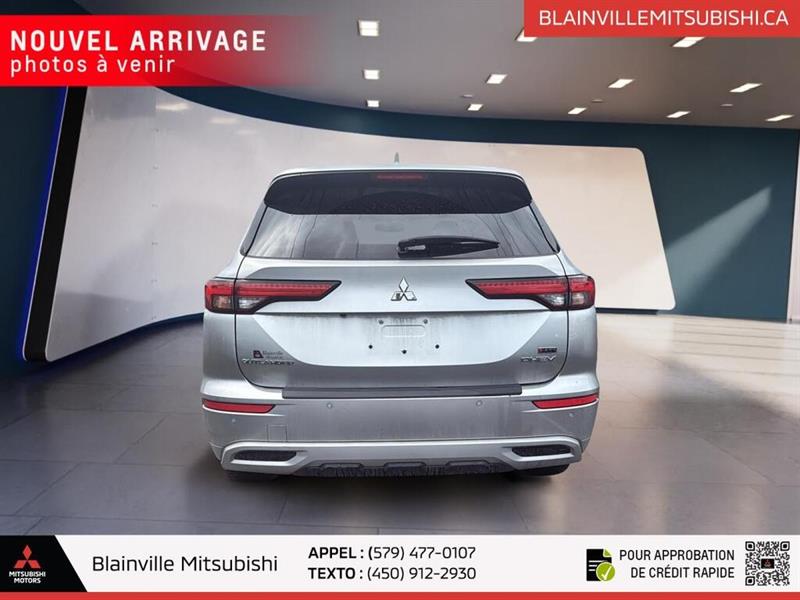 mitsubishi Outlander PHEV 2023 - 9