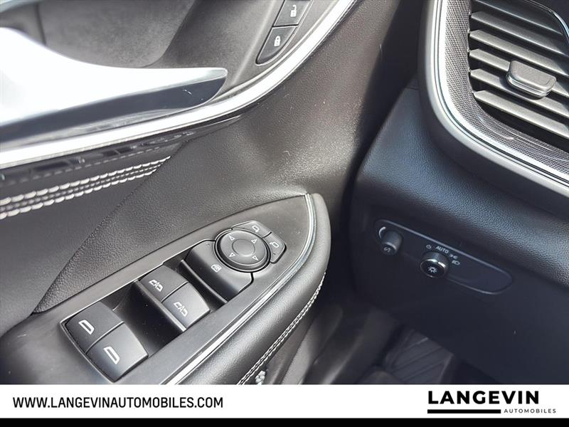 buick Envision 2023 - 18