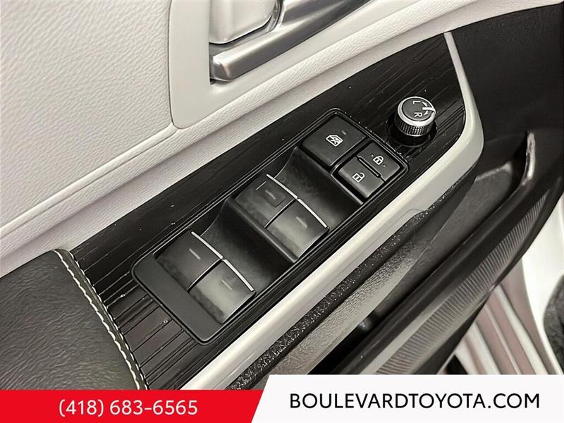 toyota Sienna 2025 - 8