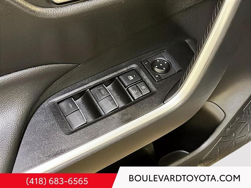 toyota RAV4 2025 - 8