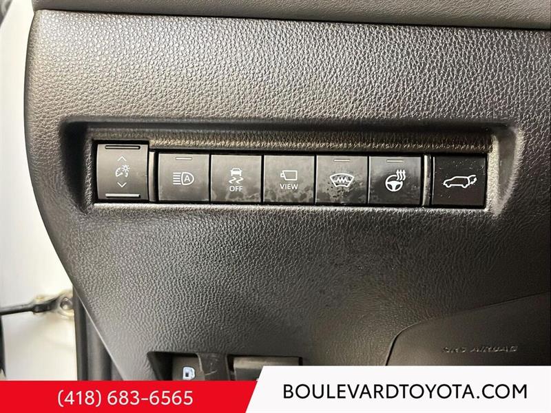toyota Venza 2023 - 14