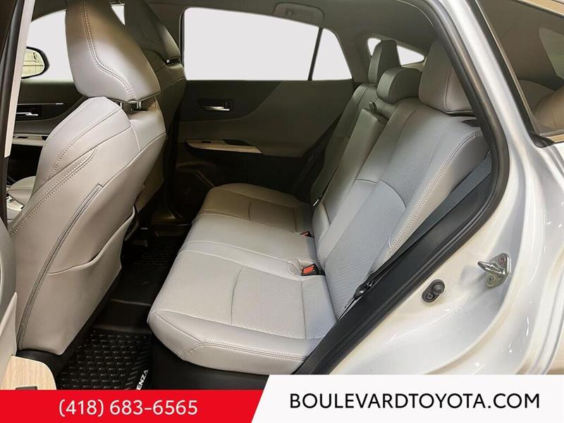 toyota Venza 2023 - 20