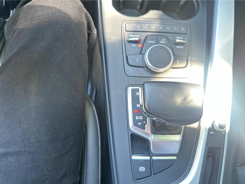 audi A4 2018 - 14