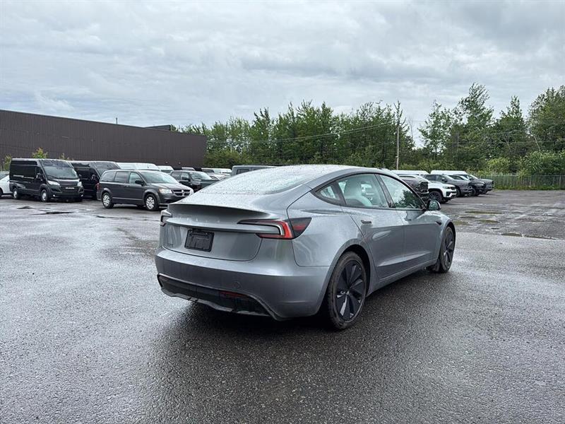 tesla Model 3 2024 - 7