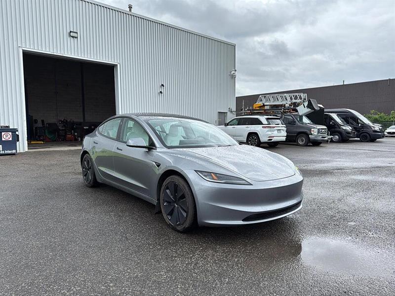 tesla Model 3 2024 - 10