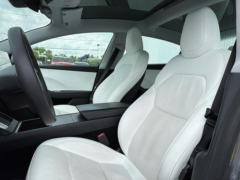 tesla Model 3 2024 - 13