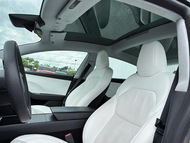 tesla Model 3 2024 - 14