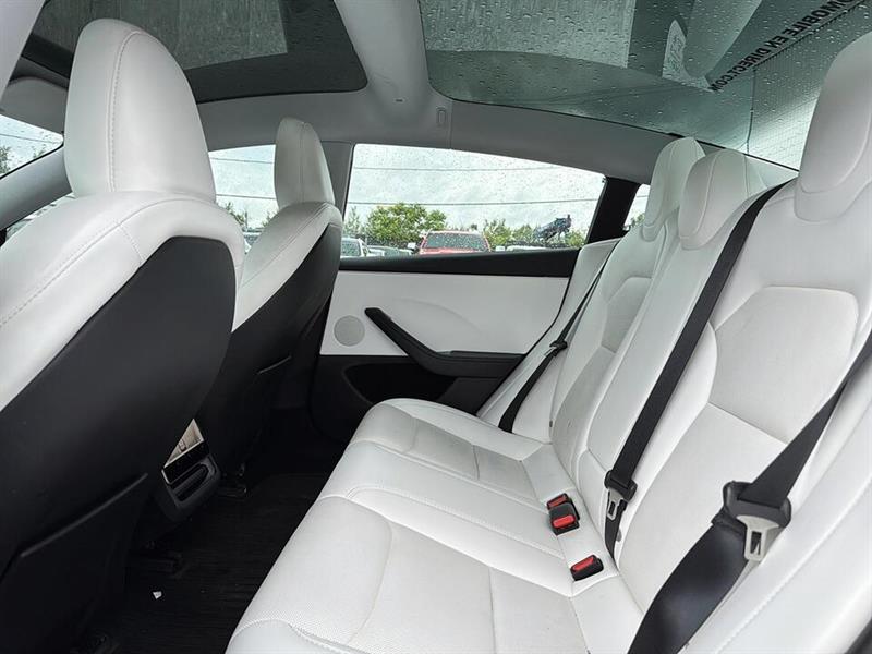 tesla Model 3 2024 - 15