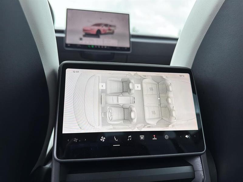 tesla Model 3 2024 - 16