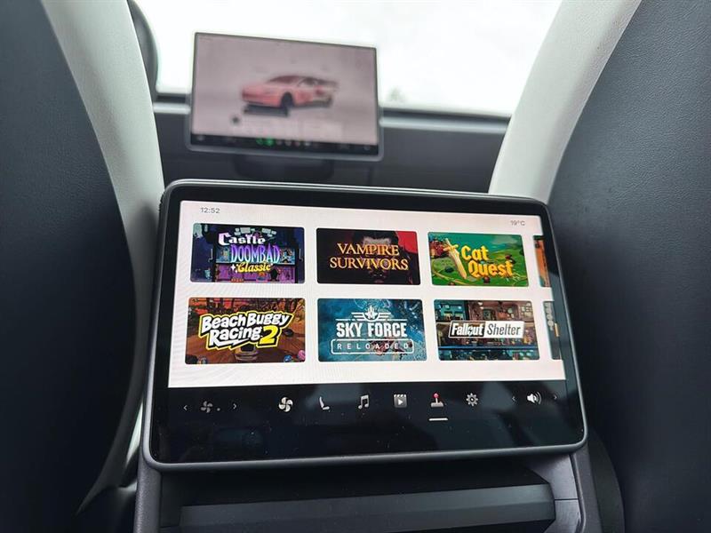 tesla Model 3 2024 - 21