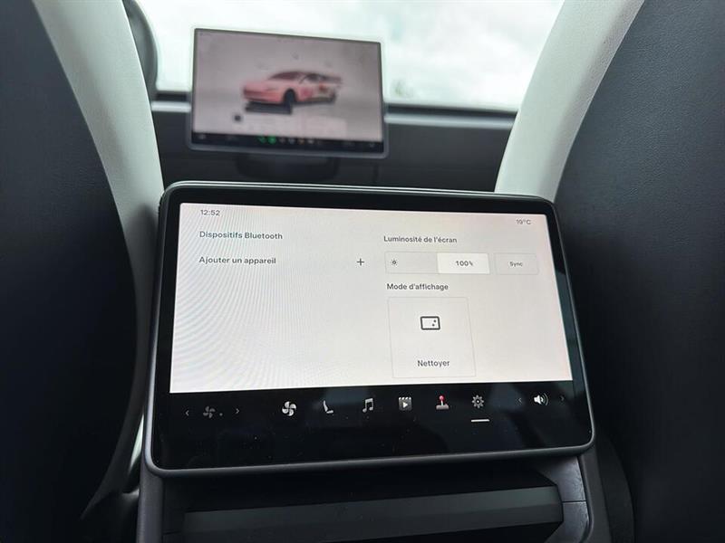 tesla Model 3 2024 - 22