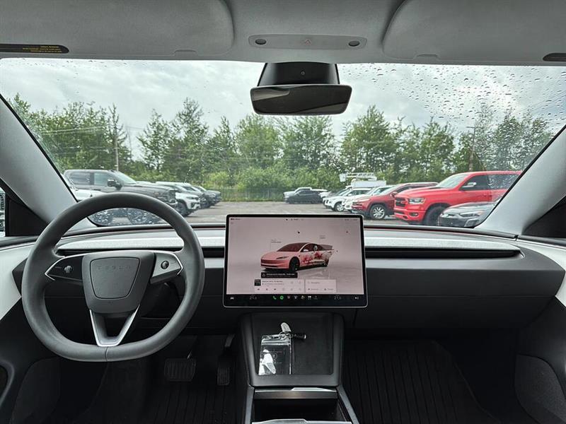 tesla Model 3 2024 - 25