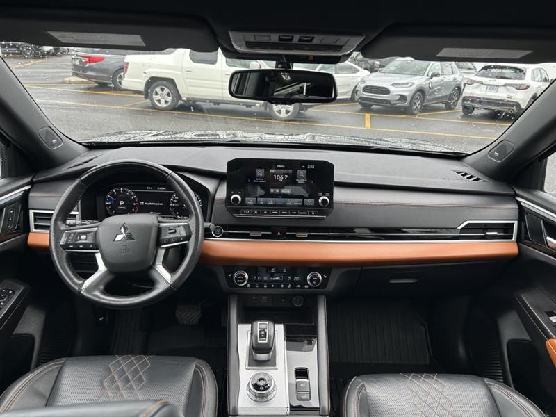 mitsubishi Outlander 2023 - 18