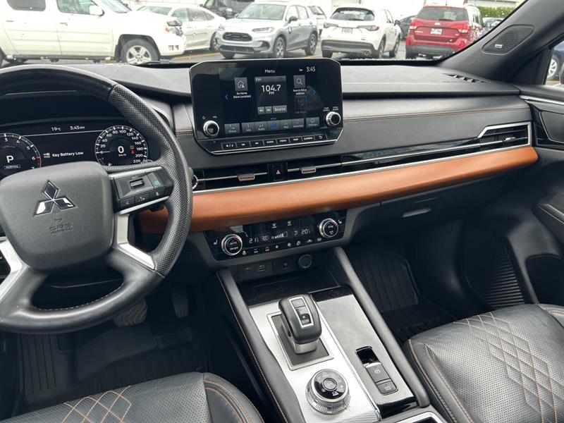 mitsubishi Outlander 2023 - 24