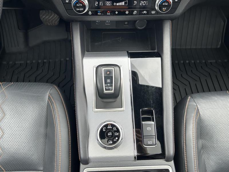 mitsubishi Outlander 2023 - 25