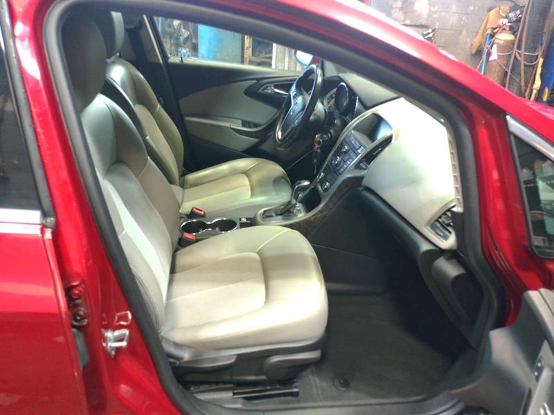 buick Verano 2015 - 10
