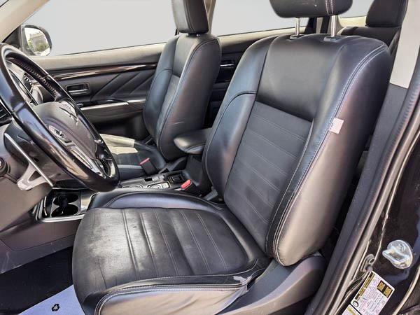mitsubishi Outlander rechargeable 2018 - 14