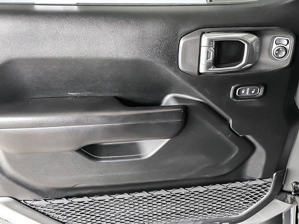jeep Wrangler 2021 - 17