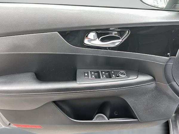 kia Forte 2020 - 10