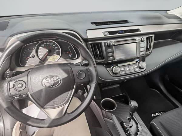 toyota RAV4 2015 - 24