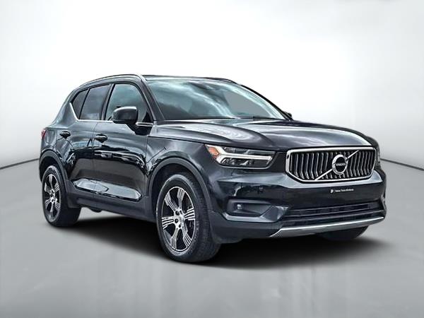 volvo XC40 2020