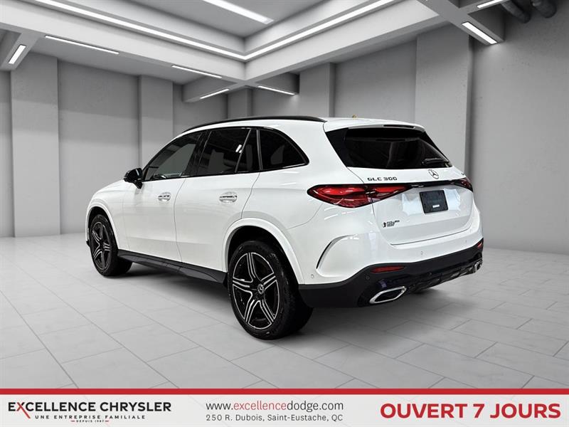 mercedes-benz GLC 2023 - 4