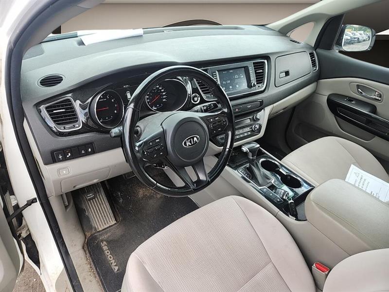 kia Sedona 2020 - 7