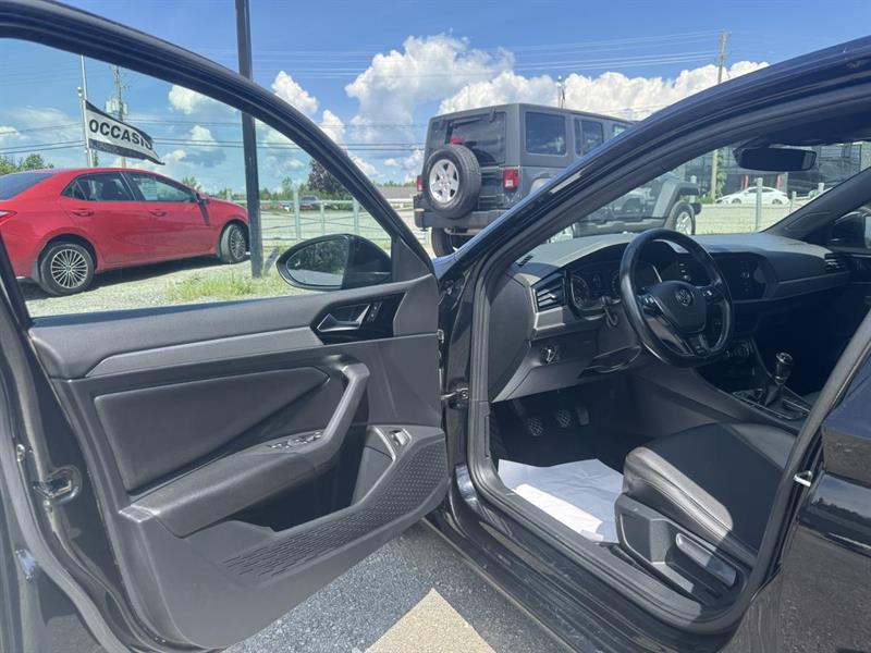 volkswagen Jetta 2021 - 12
